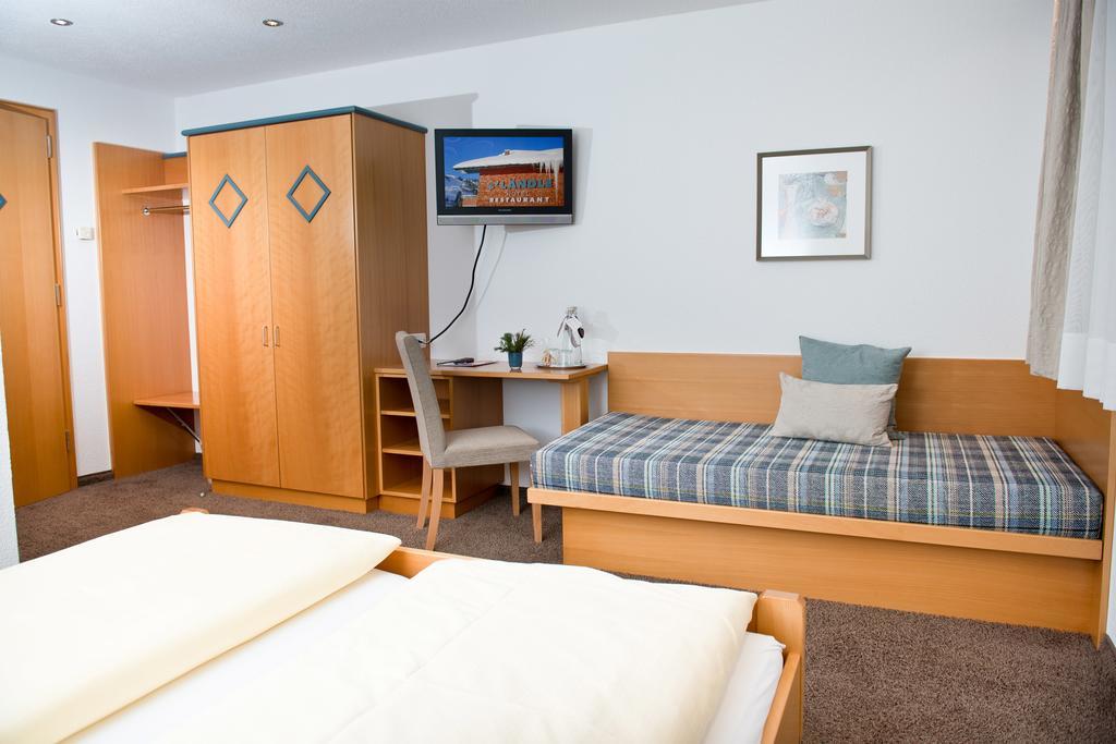 Laendle Hotel Damuels Ngoại thất bức ảnh