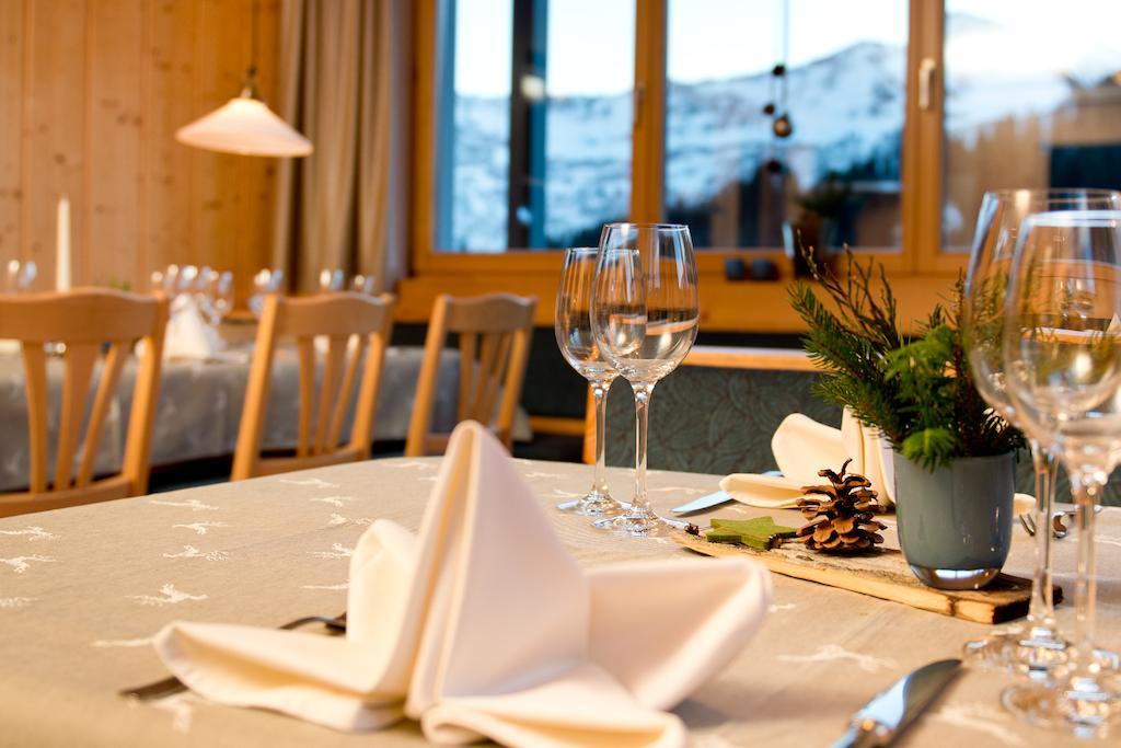 Laendle Hotel Damuels Ngoại thất bức ảnh