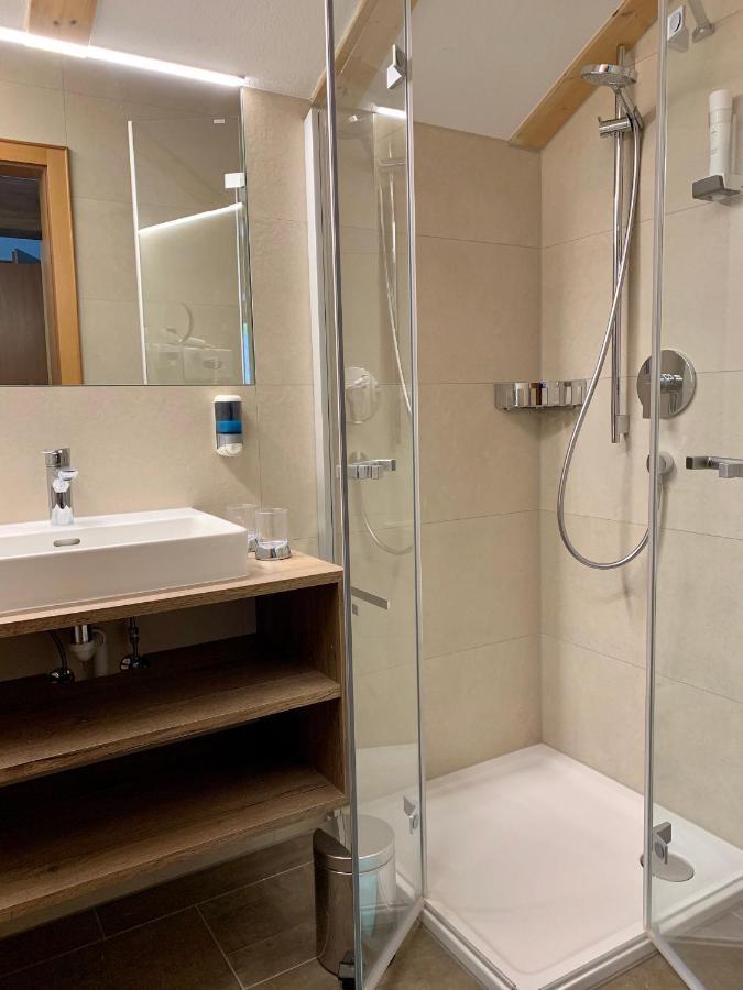 Laendle Hotel Damuels Ngoại thất bức ảnh